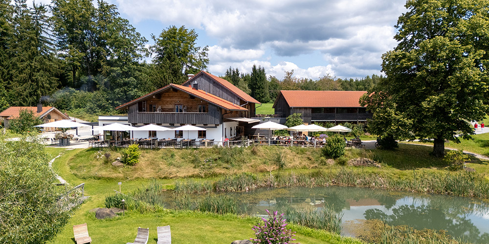 Hotel Gutjahr - Das beliebte Hochzeitshotel im Salzkammergut mit eigener Alm Hotel Gutjahr Hochzeit feiern auf der Alm in Abtenau